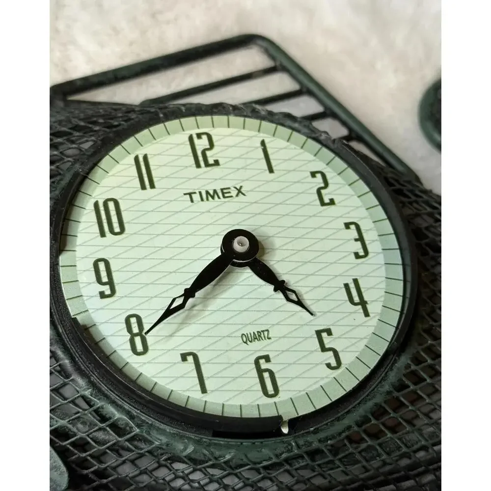 Rare Timex Metal Fish Clock - Picture 5 of 9